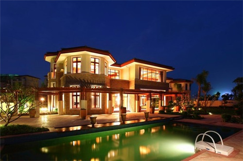 奶茶店主爱画画怎么办