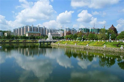 火锅店门口景观设计（火锅店大门设计）